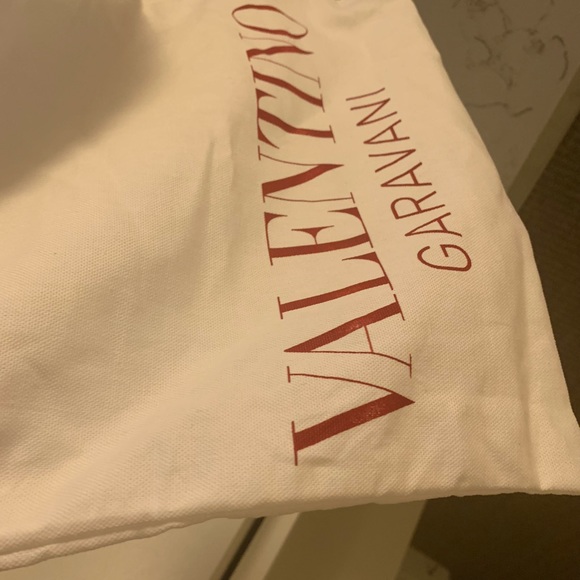 Brand new dust cover bag with string with logo  from my new Valentino purse. - Picture 1 of 7